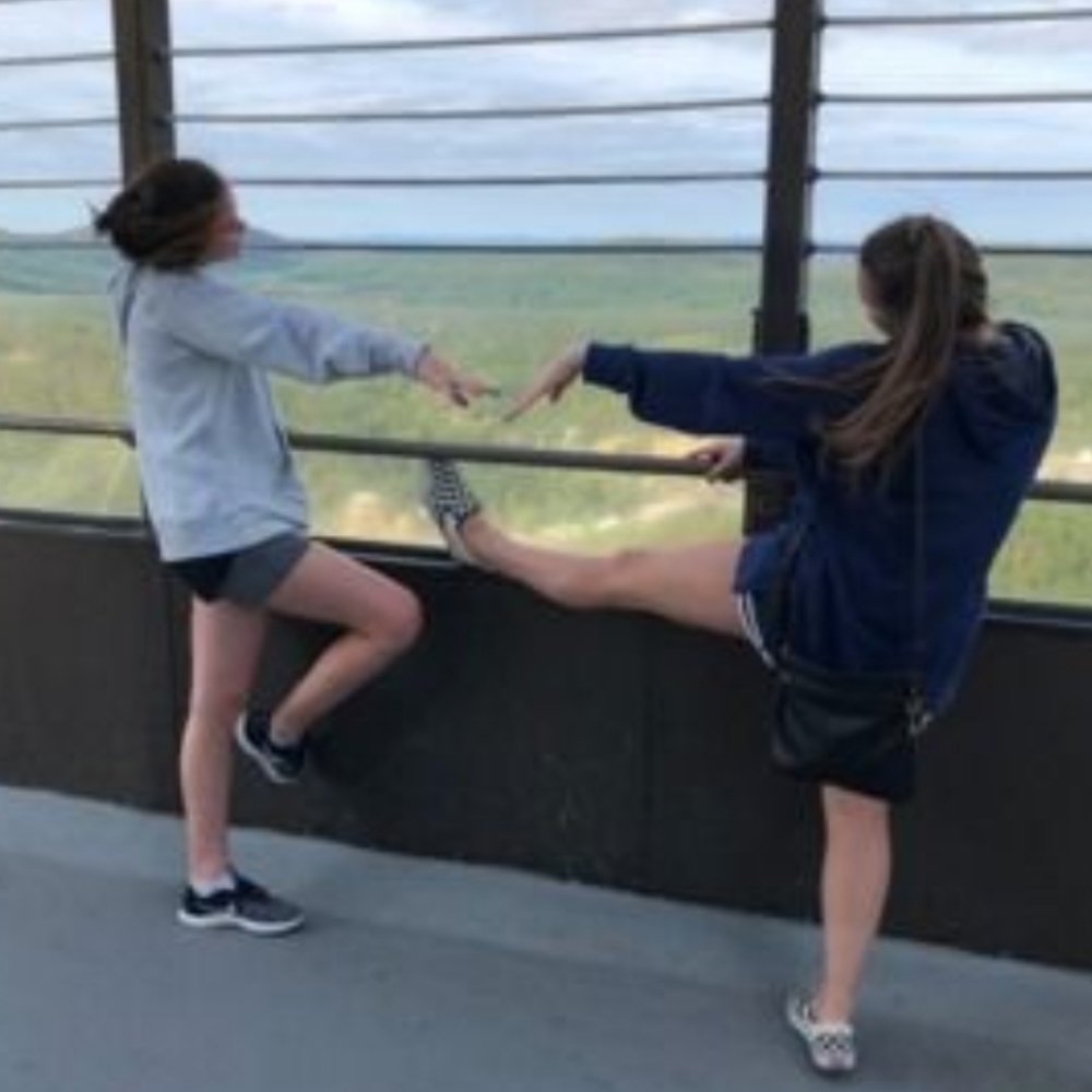 Meet your Posher, Ava